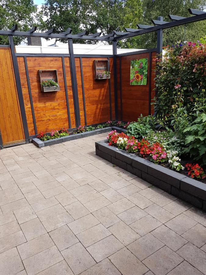 Achter De Beukenboom Panzió Roden Kültér fotó